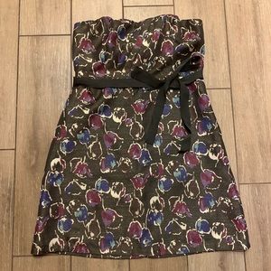 Sparkly strapless, sweetheart neck mini dress